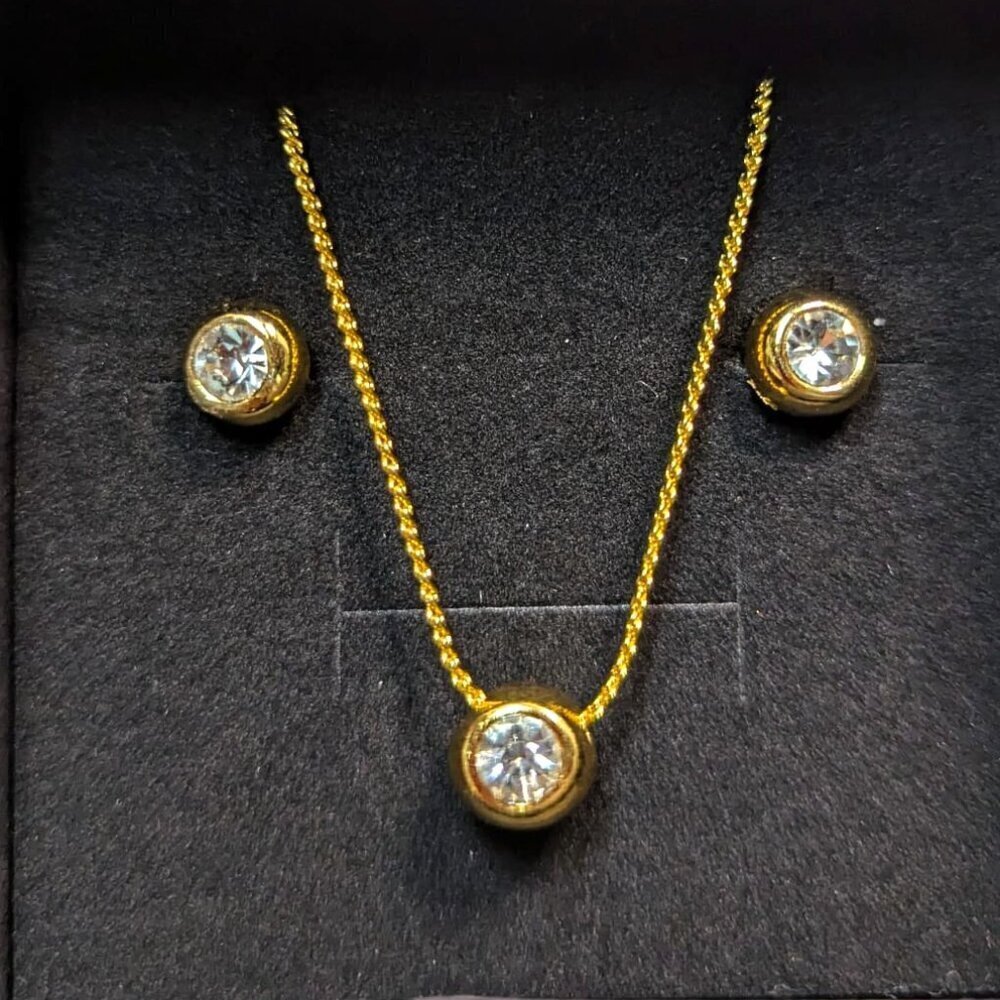 Elegant Yellow Gold Filled Round CZ Pendant Necklace Earrings Set